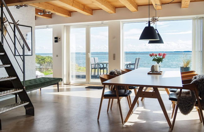 Picturesque Holiday Home in Struer near Sea - Photo 10