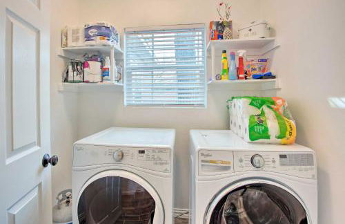 4 Mi to Dtwn Dallas Home with Fire Pit and Gazebo - Foto 21