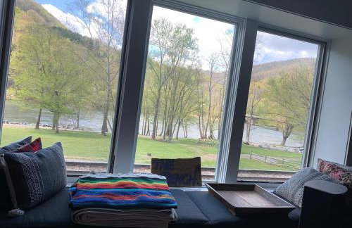 Old General Store on the French Broad River - Foto 13