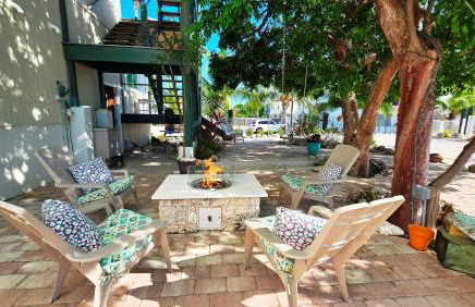 Private Lazy River Pool, 4-bed house, & dock - Foto 66