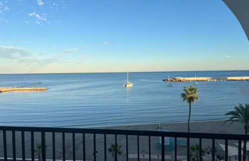 Amazing Beachfront Views - 3 Bedrooms Apartment - Foto 34