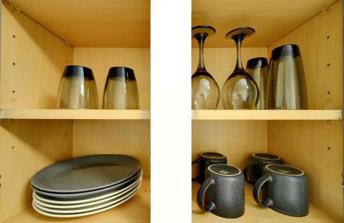 Downtown 3BR Near NRG Stadium - Photo 17