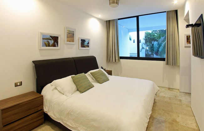 Menesse on the Beach - Photo 5