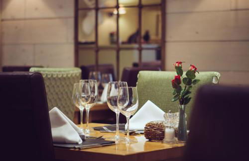 Caley Hall - Foto 63