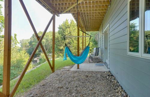 Family-Friendly Lakeview Cottage with Deck and View - Foto 23