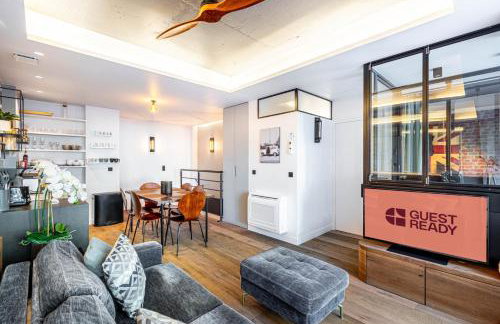 Family apartment at the foot of the Eiffel Tower - Photo 5