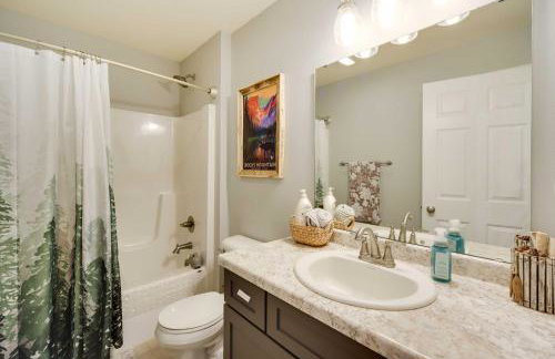 Waterfront Webster Cabin with Dock on Warner Lake! - Foto 16