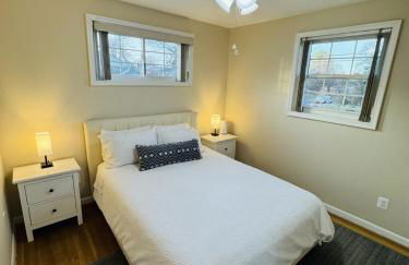 North Bethesda Gem - Entire House 5 min from Metro - Foto 37