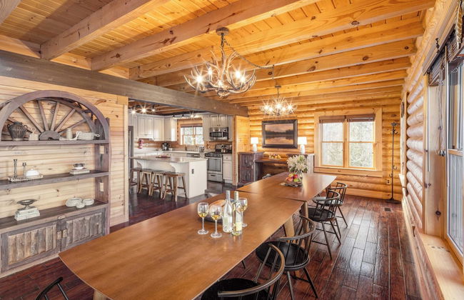 Leyland by Avantstay Cabin Mansion w/ Views - Foto 26