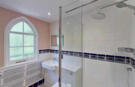 2 Claremont - Photo 18