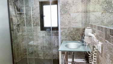 GOYA Loft de Categoría Nuevo - Photo 2, Shower