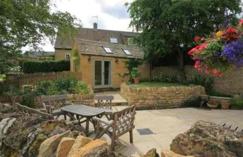 Lime Cottage in the Heart of the Cotswolds. - Photo 13