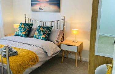 Stunning Seafront House with garden and private parking - Foto 34