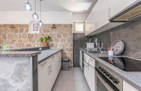 6 Bedroom Lovely Home In Ceranje Gornje - Foto 20