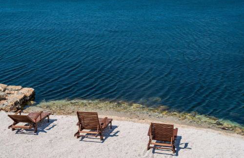 5* Beachfront Villa Olive Mill - Foto 47