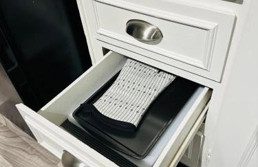 Golden Hour Getaway - Photo 24