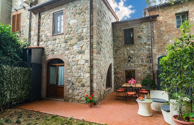 Holiday Home in Town Center with Pool, Garden, Hot Tub - Foto 37