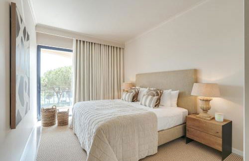 Apartamento T2 renovado no Vila Sol com piscina - Foto 12