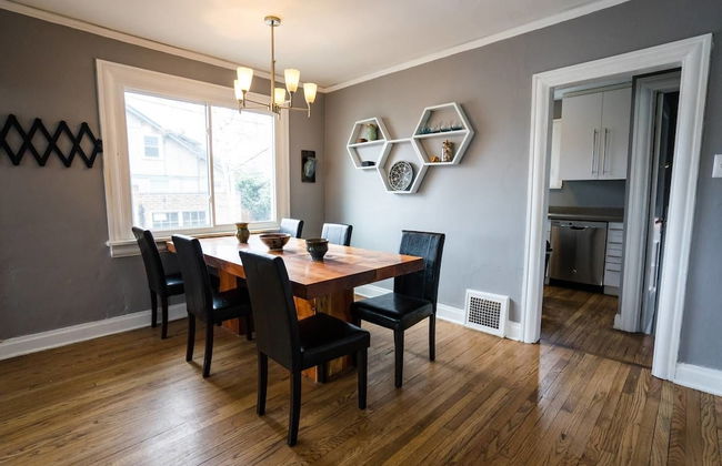 The City Park Cottage With Home Theater - Photo 15