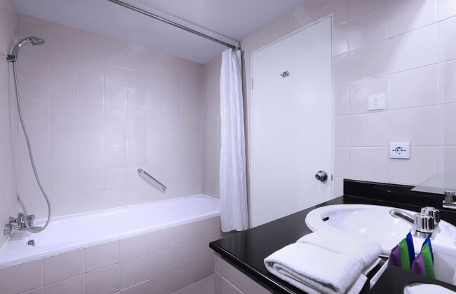 Horison Ultima Suite & Residence Rasuna Jakarta - Photo 14