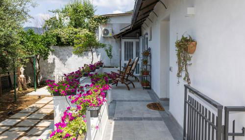 Garden House - Foto 2, Garden, Garden view