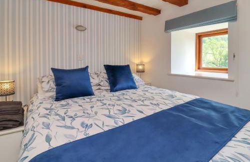 Battery Barn - Foto 13