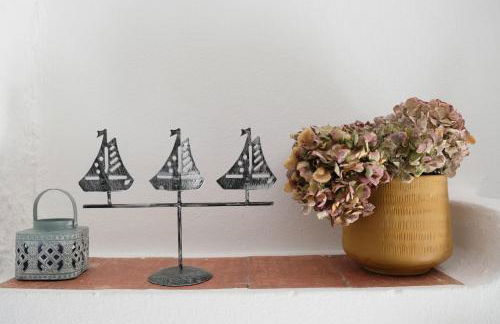 Peaceful & Spacious Apt with Parking & Queen Bed - Foto 16