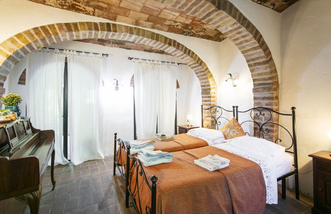 5 bedroom House in San Gimignano with private pool and garden - Photo 14