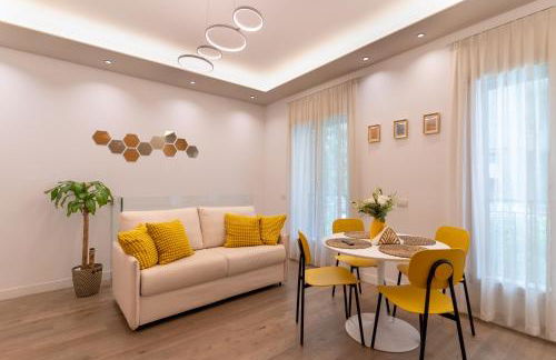 Teodorico 7 - Quiet Garden View Apartment with Parking near MiCo and CityLife - Foto 1