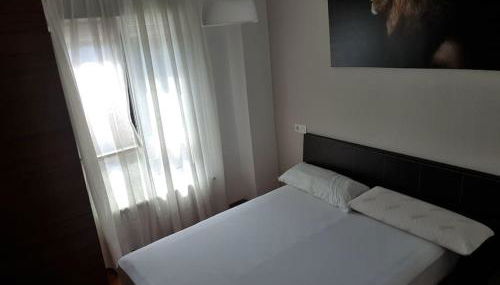 Piso completo 3 habitaciones y 2 baños palacio congresos - Foto 3