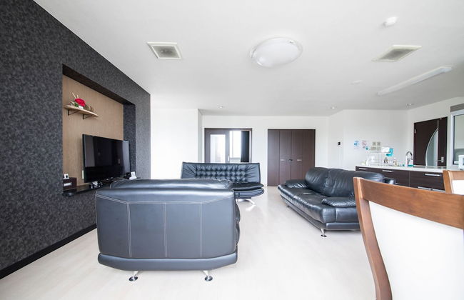 ROADSIDE HOUSE - Photo 18