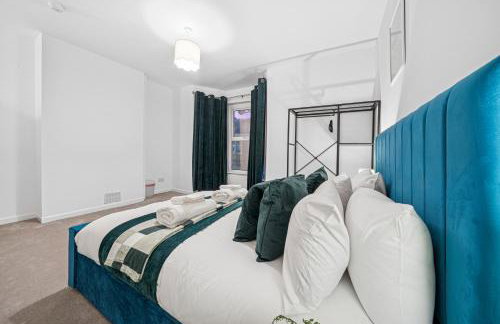 Lawrence Ave 4BD-2Storey House Fast Wifi Families & Leisure By AltoLuxo Short Lets & Serviced Accommodation With Free WiFi & Parking - Foto 25