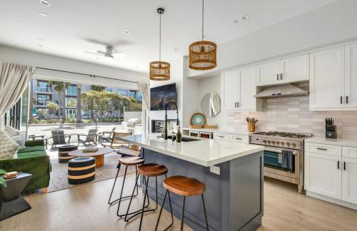 Beachfront Bliss in HB Luxury Ocean View Rental - Foto 9