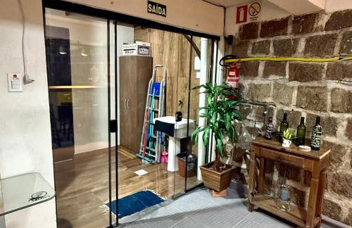 Apto surfe perto de tudo, mercado, barzinhos, farmácia, shopping - Foto 8