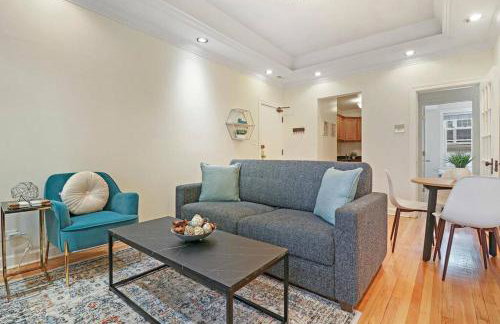 2BR Alluring Apartment with Laundry - Cullom D3 - Photo 1