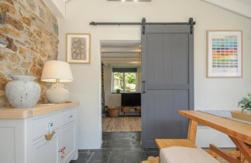 Rose Cottage - Photo 9