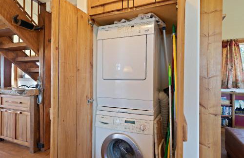 Lindas Perch by KABINO On Bank of Henrys Fork Mtn Views Fishing 6 acres Snake River WIFI - Foto 27