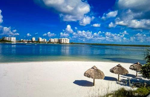 Lover's Key Beach Club by Check-In Vacation Rentals - Photo 38