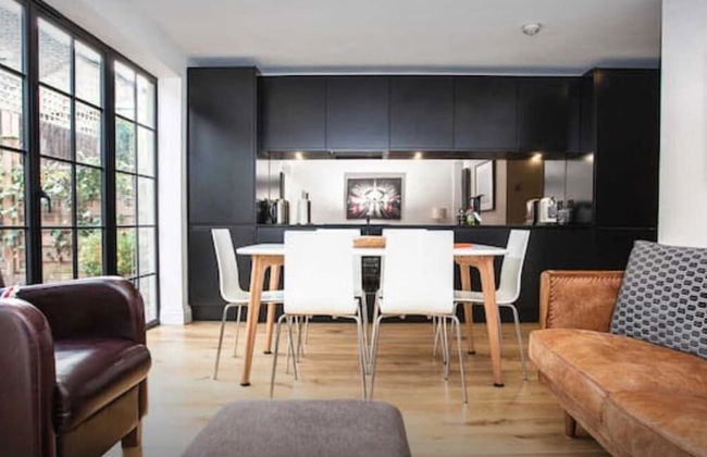 Stylish Newly Refurbished 2 Bedroom Flat With Terrace - Foto 8