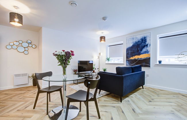 Hybrid Resi - Mitcham - Foto 23