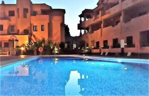 off line Deluxe 2 bedroom Golf Apartment Puerto Banus Marbella 12 Minutes Away by G00gIeMaps - Photo 8