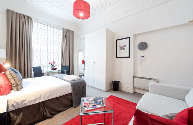 The Apartments Chelsea - Photo 8