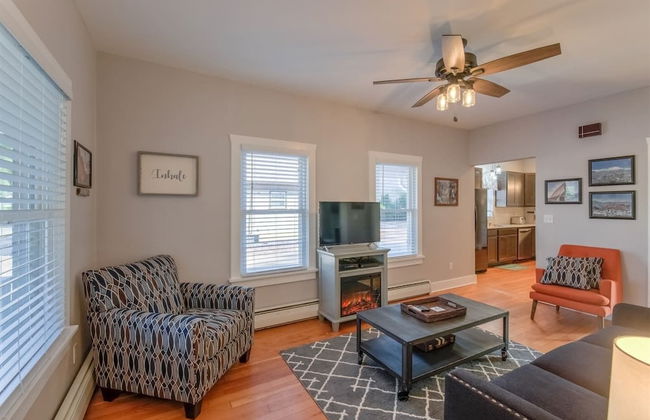 Couple's Mountain Getaway Close to Everything! - Foto 27