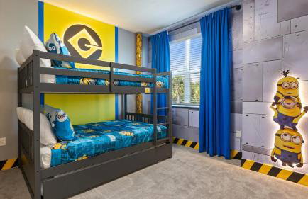 Stunning Townhome with Private Pool & Games Room - Foto 27