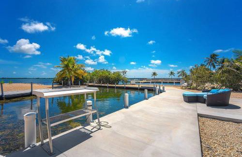 Waterfront Captain House with Boat Basin & Ramp - Foto 3
