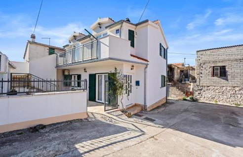 2 Bedroom Gorgeous Apartment In Vezac - Foto 4