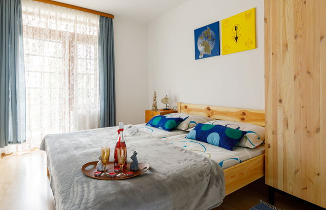 6 bedroom House in Balatonfenyves with private pool and garden - Photo 8