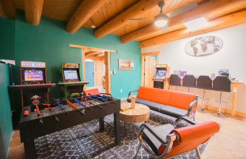 3 King Beds Hot Tub Arcades 5 Baths - Foto 25