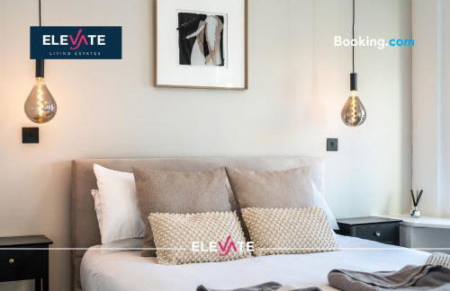 Last-Minute Specials l Limited-Time Deal l Sleeps Up To 6 Guest l Free Parking, Families, Business Stay l By Elevate Living Estates Short Lets & Serviced Accommodation Northampton - Photo 21