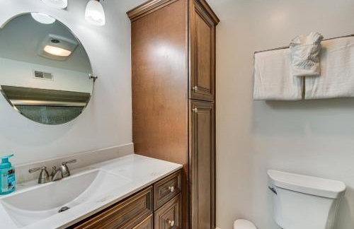 Keowee Key Condo with Lake Access and Community Pools! - Foto 12